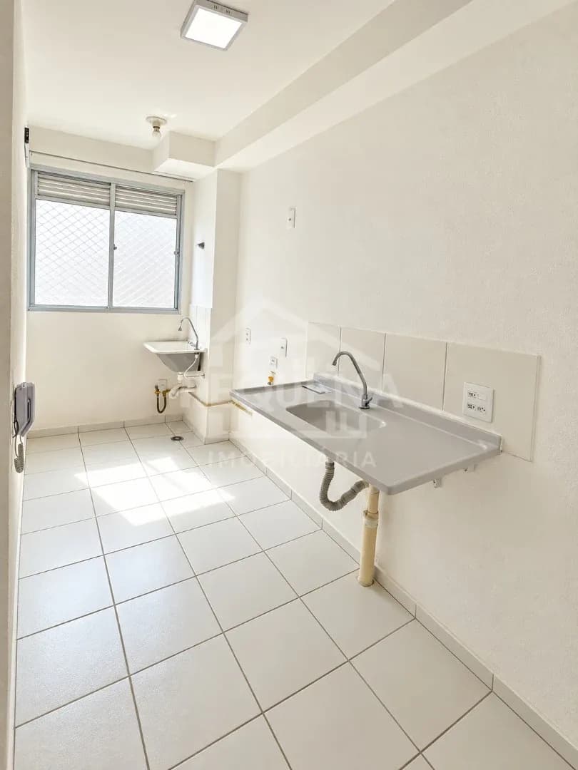 Foto de Apartamento novo de 02 dormitórios amplos - ótima localização